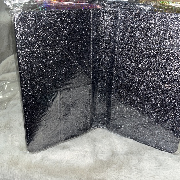 2 for 19 Server organizers with 7 pockets and compartments - Picture 6 of 17